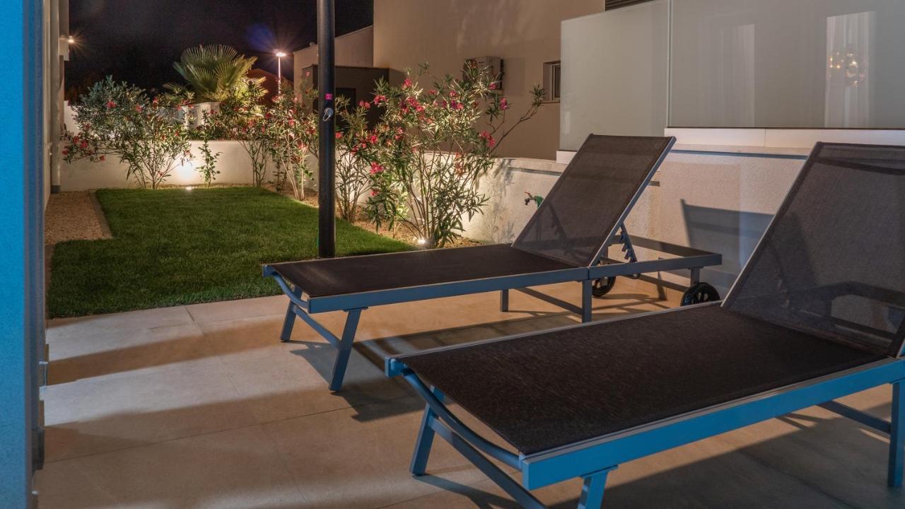 Villa Dea - Dein Rueckzugsort Am Meer Mit Beheiztem Pool 沃希 外观 照片